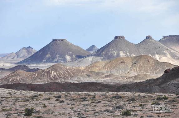 As estranhas montanhas na região do Monumento Natural Bosques Petrificados, região de Caleta Olivia, no sul da Argentina